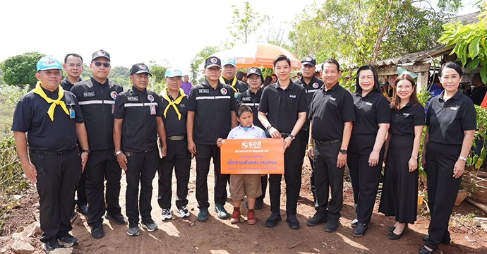 ธอส. ผนึกกองทัพภาคที่ 1 ช่วยเหลือ “น้องพันแสง” ลงพื้นที่สำรวจก่อนสร้างบ้านใหม่ ร่วมยกระดับคุณภาพชีวิตครอบครัวผู้เปราะบาง