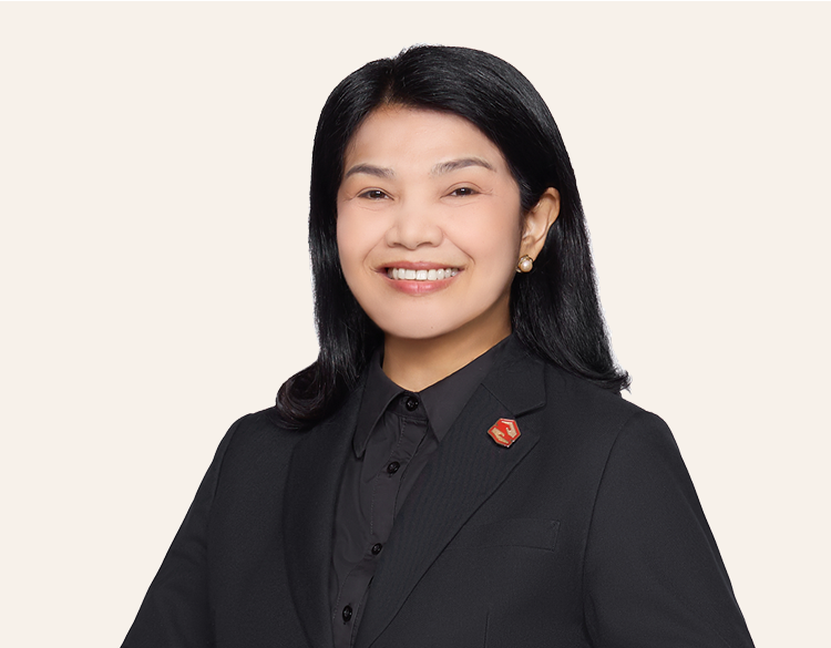 นางราณี เพชรสงค์