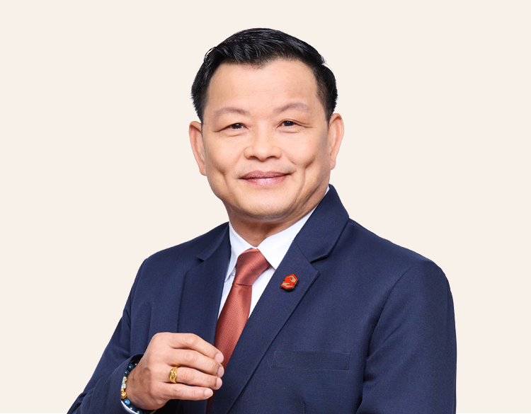 นายมนต์ชัย ธีระวรกุล